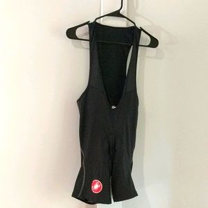 Padded cycling bib shorts